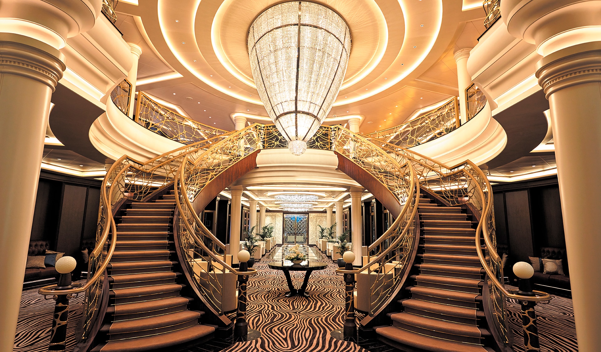 Regent Seven Seas Cruises - Seven Seas Explorer - Atrium.jpg